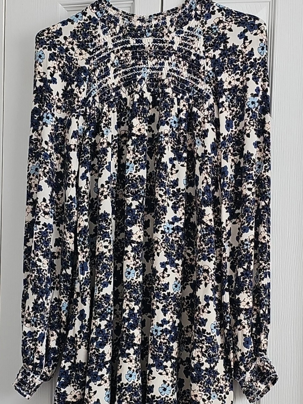 Free People Blue White Floral Smocked A-Line Blouse Long Sleeve High Neck XS